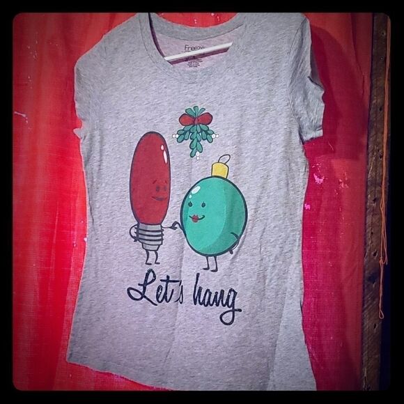 Freeze Tops - Let's hang Xmas t 3/10$